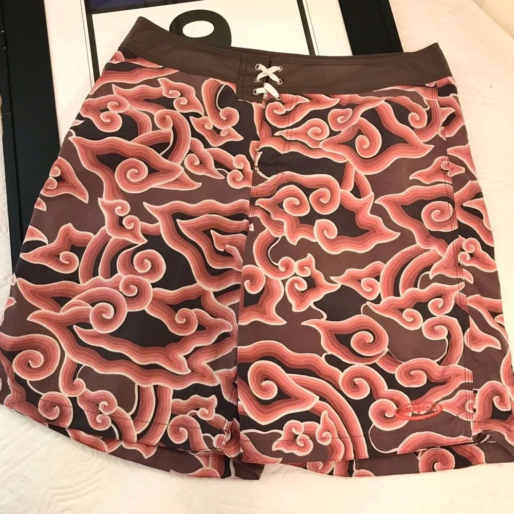 Vintage Patagonia Pataloha Board Shorts Megamendung Cloud Batik